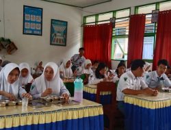 Pemda Konawe Salurkan 3.008 Paket Makan Bergizi Gratis untuk Siswa