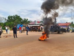 Masyarakat Puriala Demo PT. MCM, Tuntut Penghentian Hauling