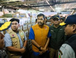 Gubernur Aceh Pantau Kedatangan Bantuan Bencana