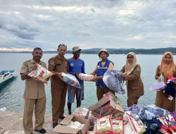 Dinsos Konawe Salurkan Bantuan Angin Puting Beliung di Saponda Laut