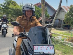 Wujudkan Instruksi Presiden, Bupati Konawe Pilih Naik Motor ke Kantor
